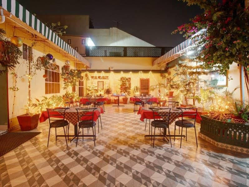 Hotel Jaisingh Palace Джапур Экстерьер фото